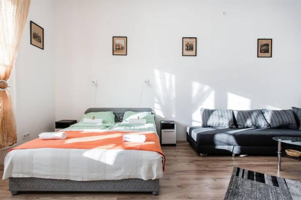 Free Garage!!! Downtown Apartment Near The New York Coffee House Budapest Esterno foto