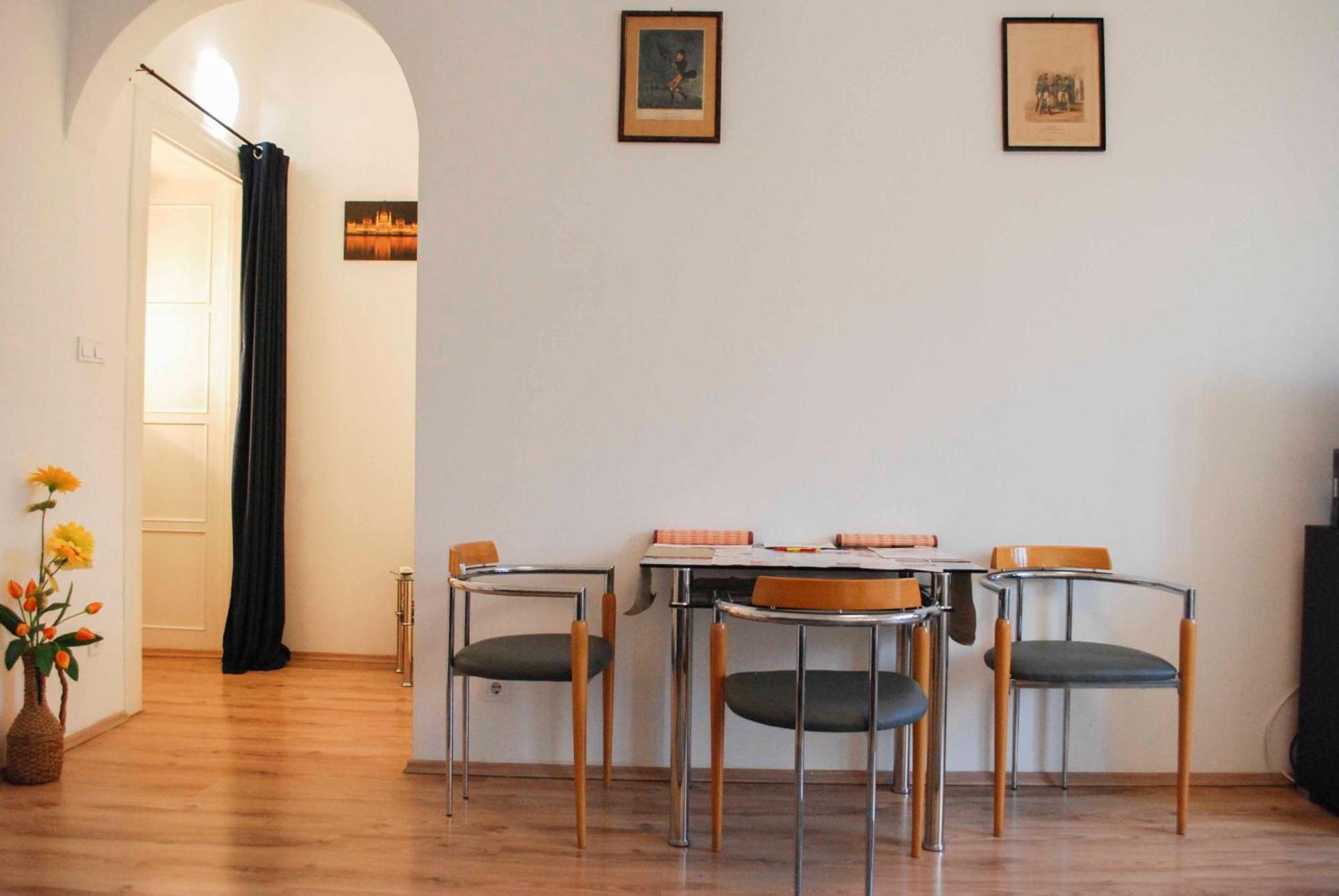 Free Garage!!! Downtown Apartment Near The New York Coffee House Budapest Esterno foto