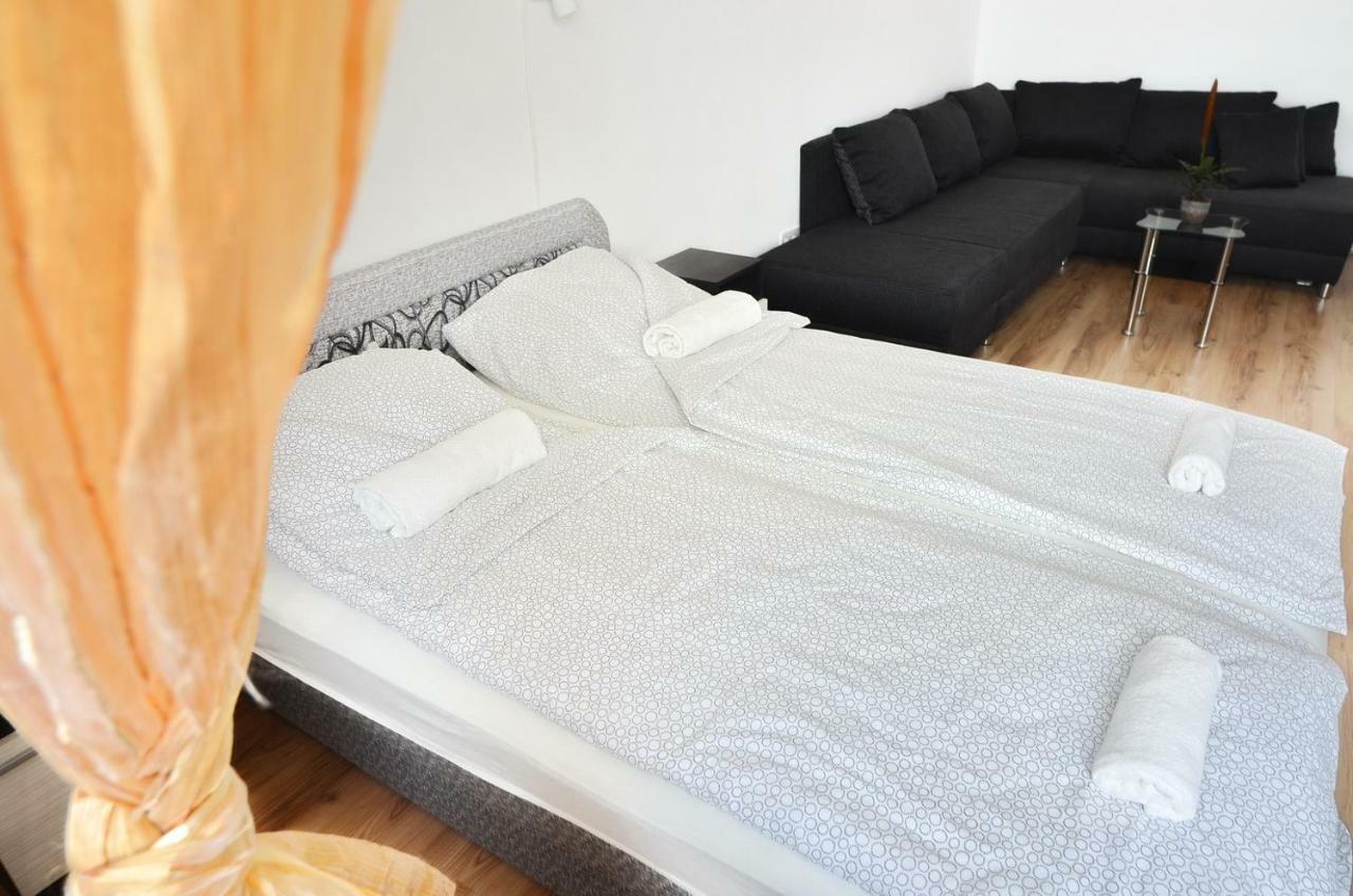 Free Garage!!! Downtown Apartment Near The New York Coffee House Budapest Esterno foto