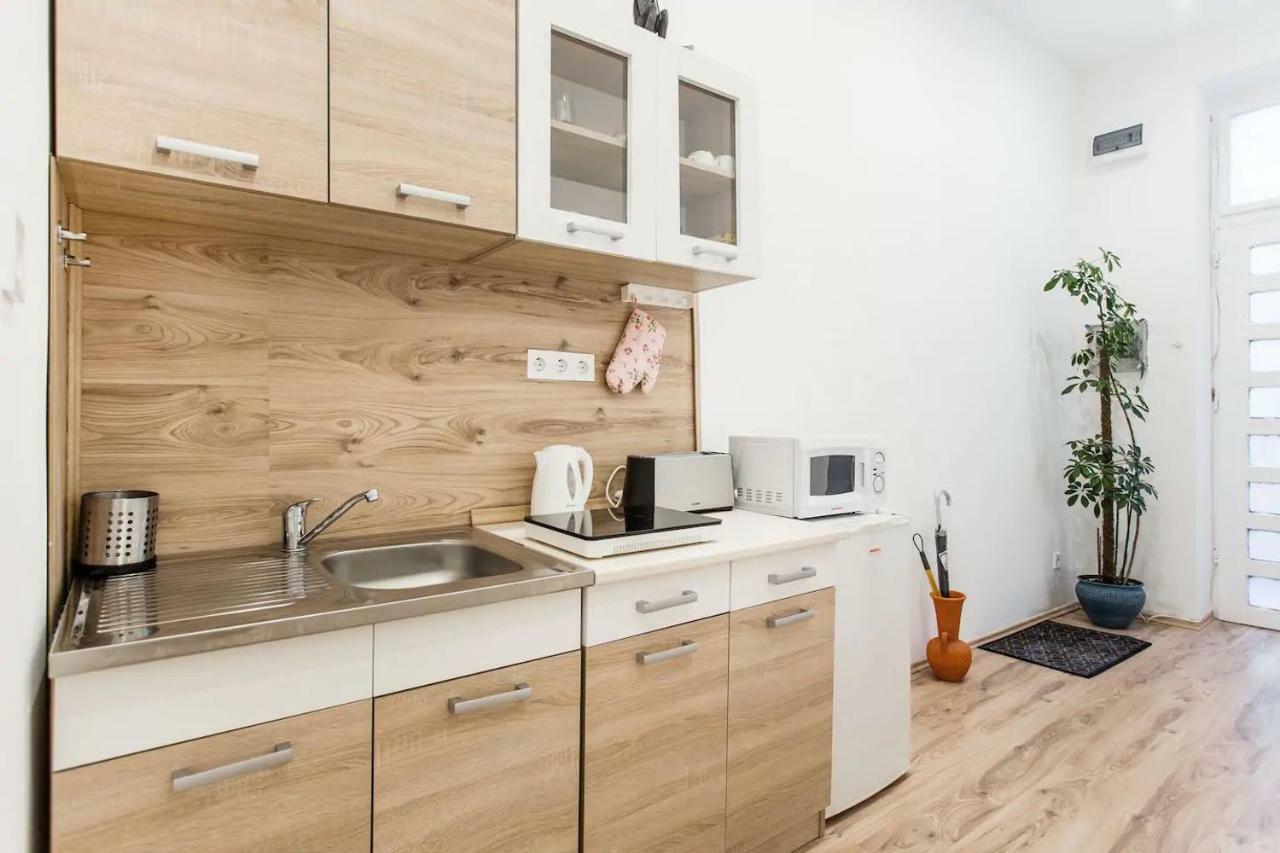 Free Garage!!! Downtown Apartment Near The New York Coffee House Budapest Esterno foto